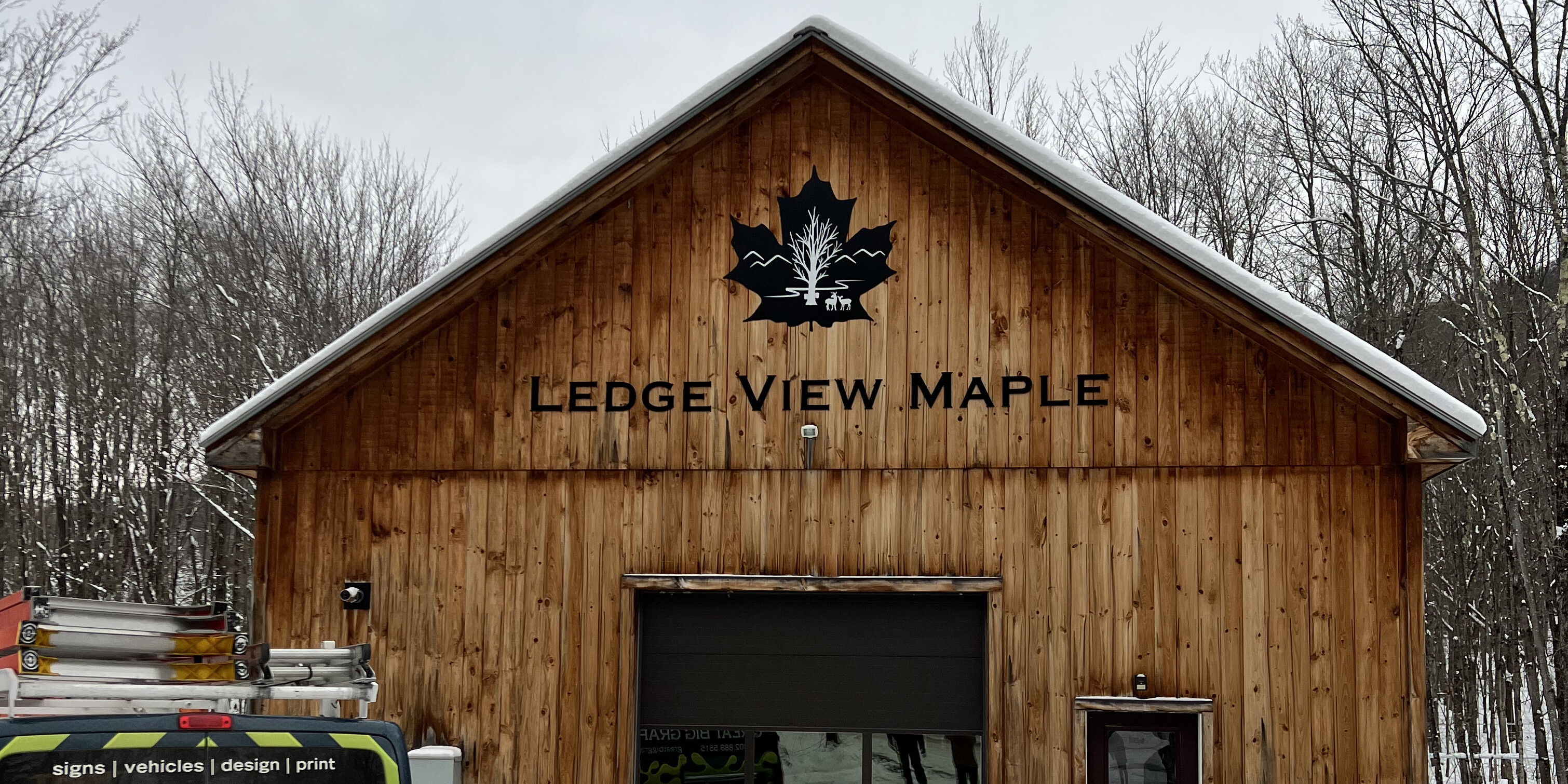 Ledge View Maple by Great Big Graphics