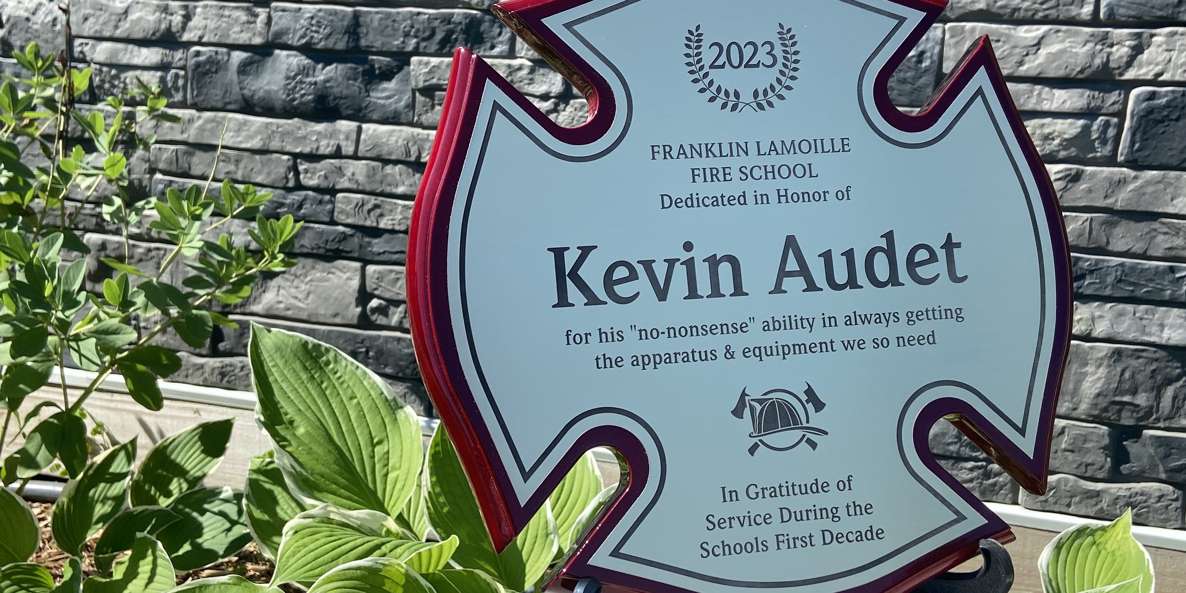 The leading supplier of Engraved Plaques