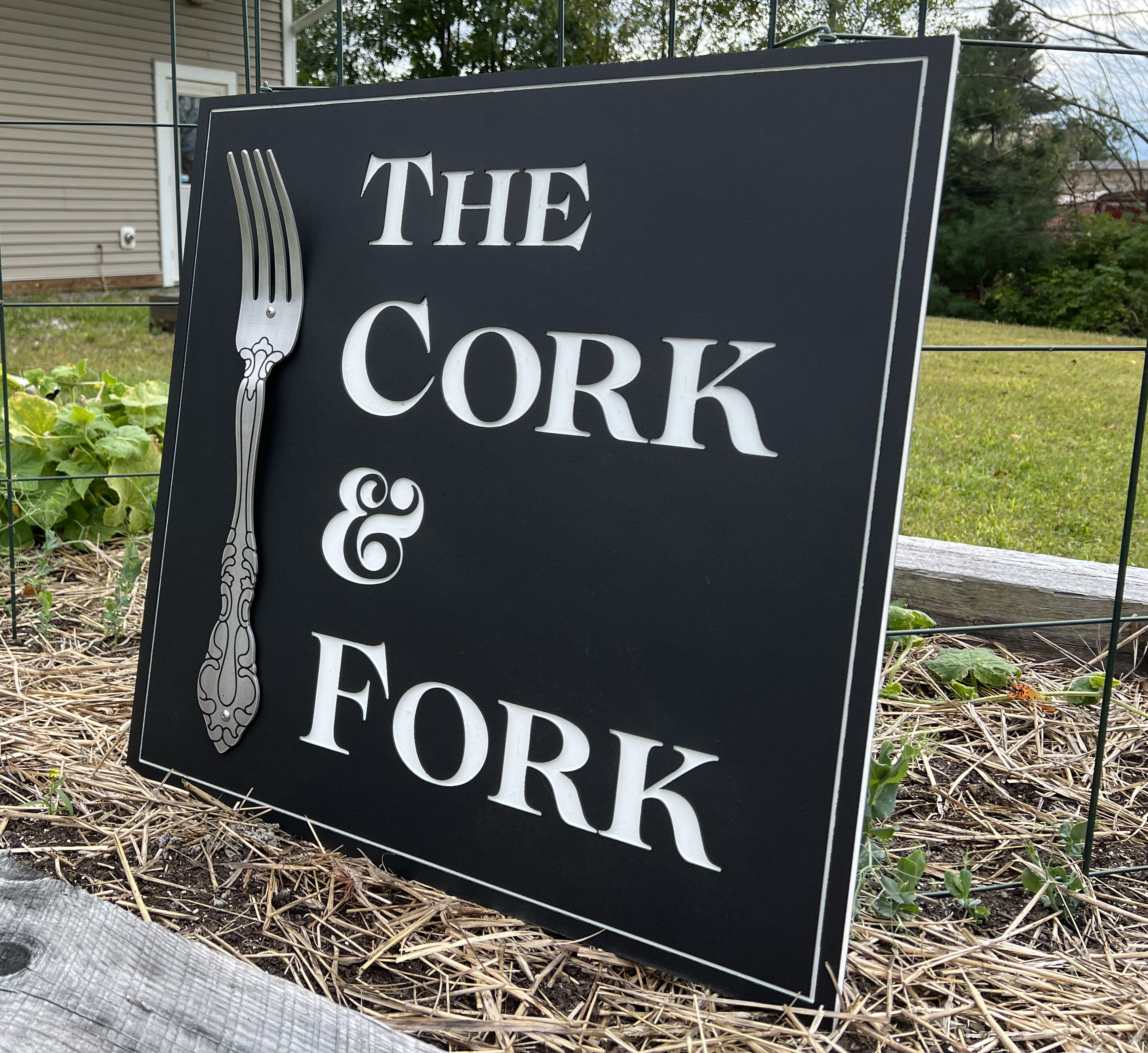 An example of ColorCore: Cork & Fork