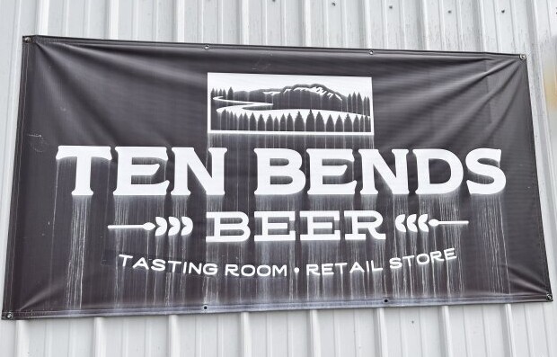 Ten Bends Beer Sign Design by Great Big Graphics