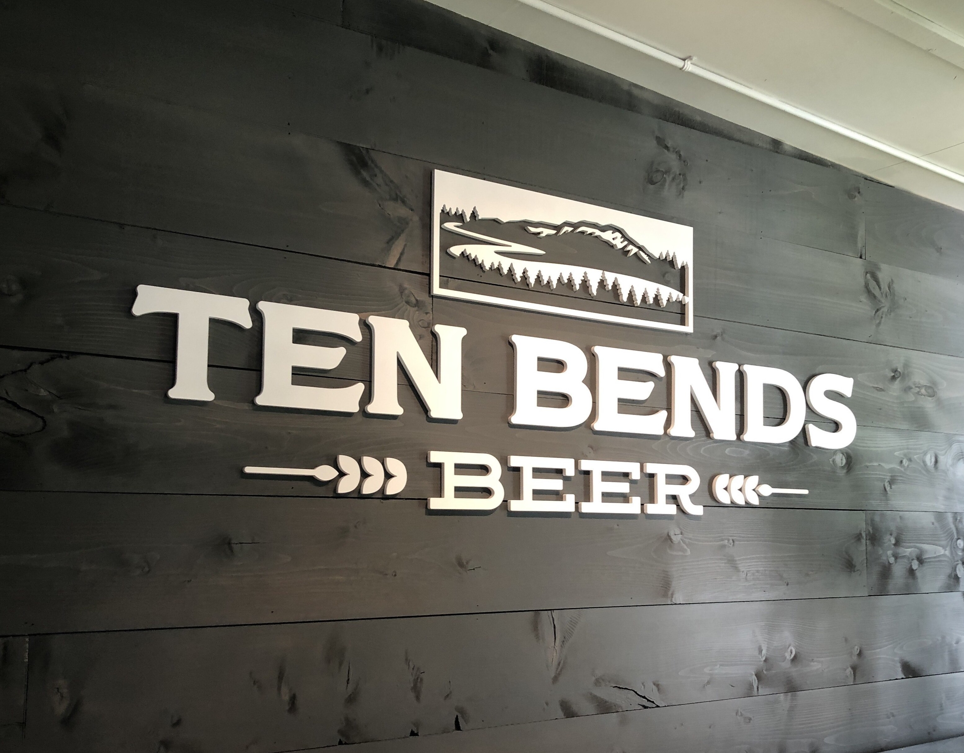 Ten Bends Beer sign by Great Big Graphics